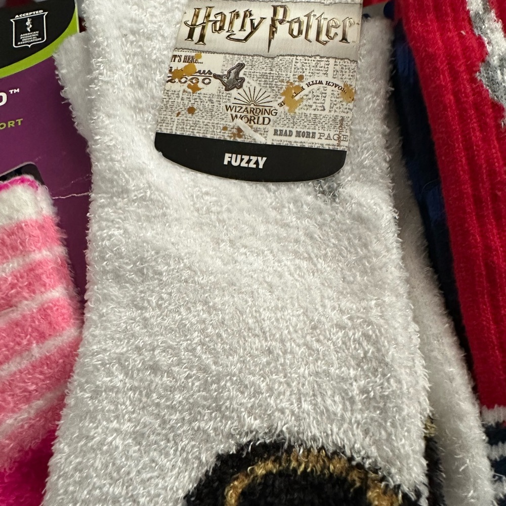 Assorted NEW Socks - Picture 3 of 4